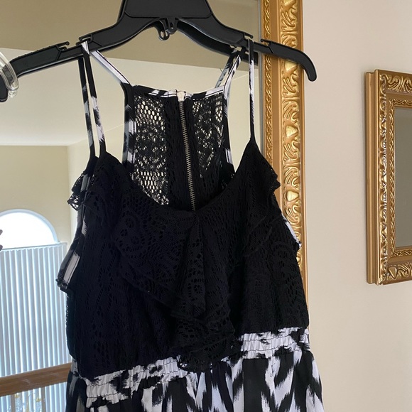 Bundle of 2 dresses medium lace zipper - Picture 3 of 5